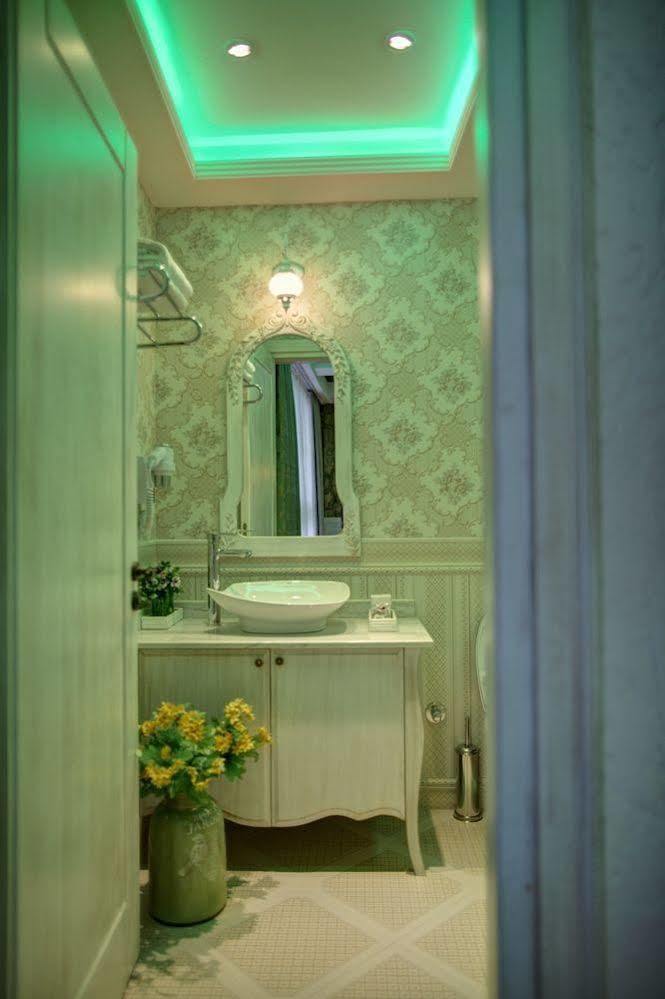 Elegance Otel 4*